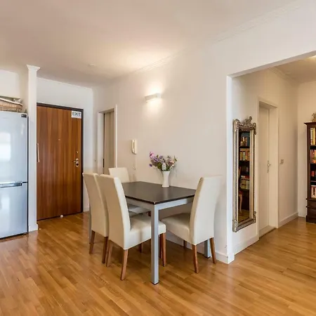 Lora Apartman Split
